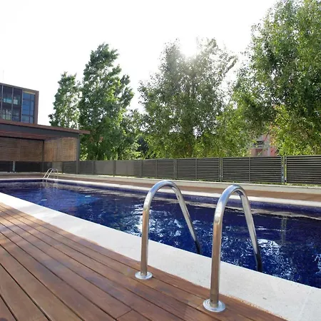 Taulat Diagonal Mar Pool Apartment Barcelona