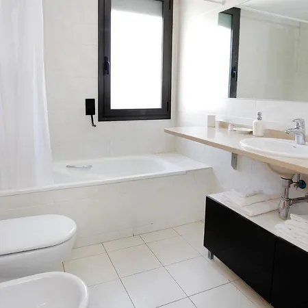 Taulat Diagonal Mar Pool Apartment *